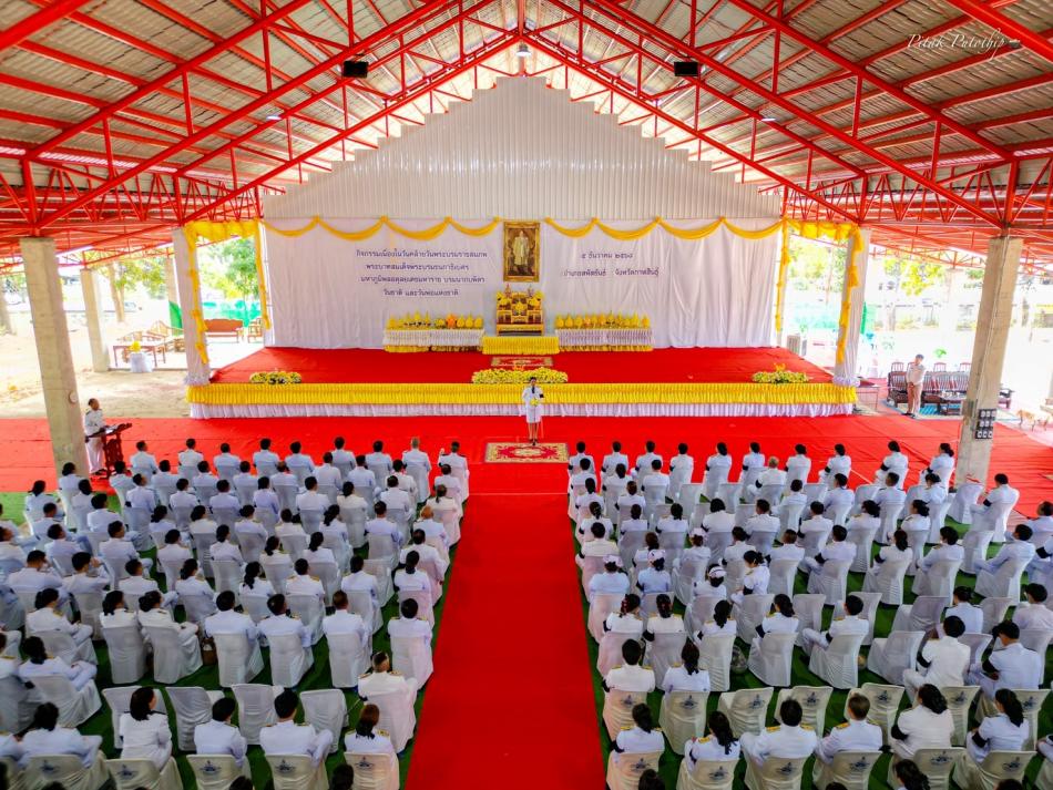 วันคล้ายวันพระราชสมภพของพระบาทสมเด็จพระบรมชนกาธิเบศร มหาภูมิพลอดุลยเดชมหาราช บรมนาถบพิตรและเป็นวันพ่อแห่งชาติ